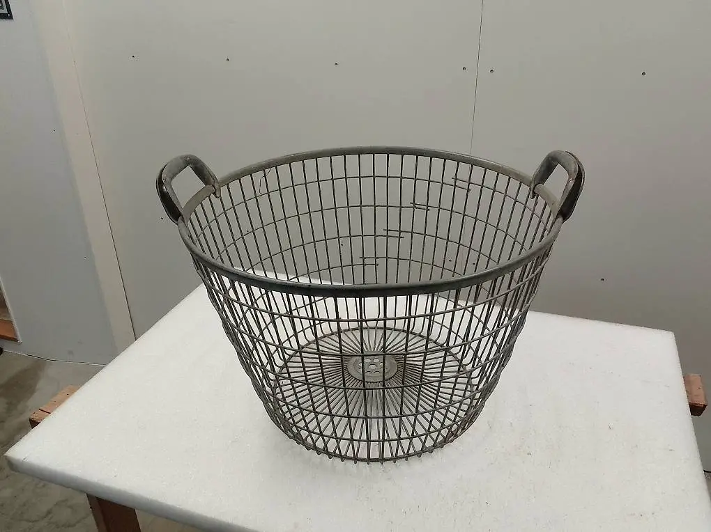 Alter Steinkorb