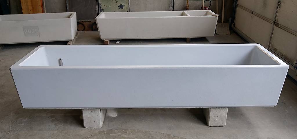 Brunnentrog Beton für Stall und Haus