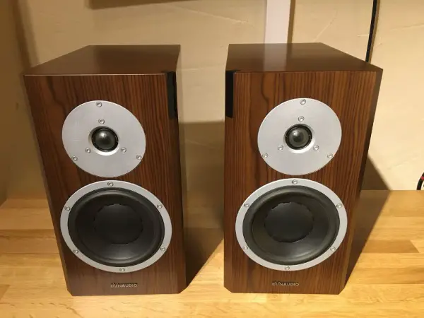 Dynaudio Focus 200 XD - walnuss Aktiver Regallautsprecher