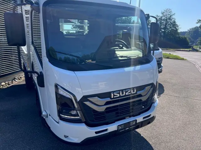 ISUZU, M27 E 3.0 Generation 2 Titan Kipper, 3-Seitenkipper