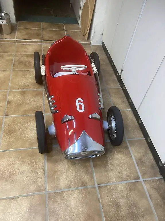 Tretauto Ferarri rot ca. 1960