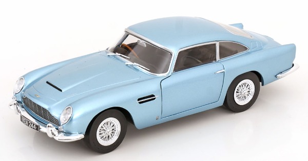 NEU: Aston Martin DB5 Coupé 1963-1965 hellblau met. 1:18