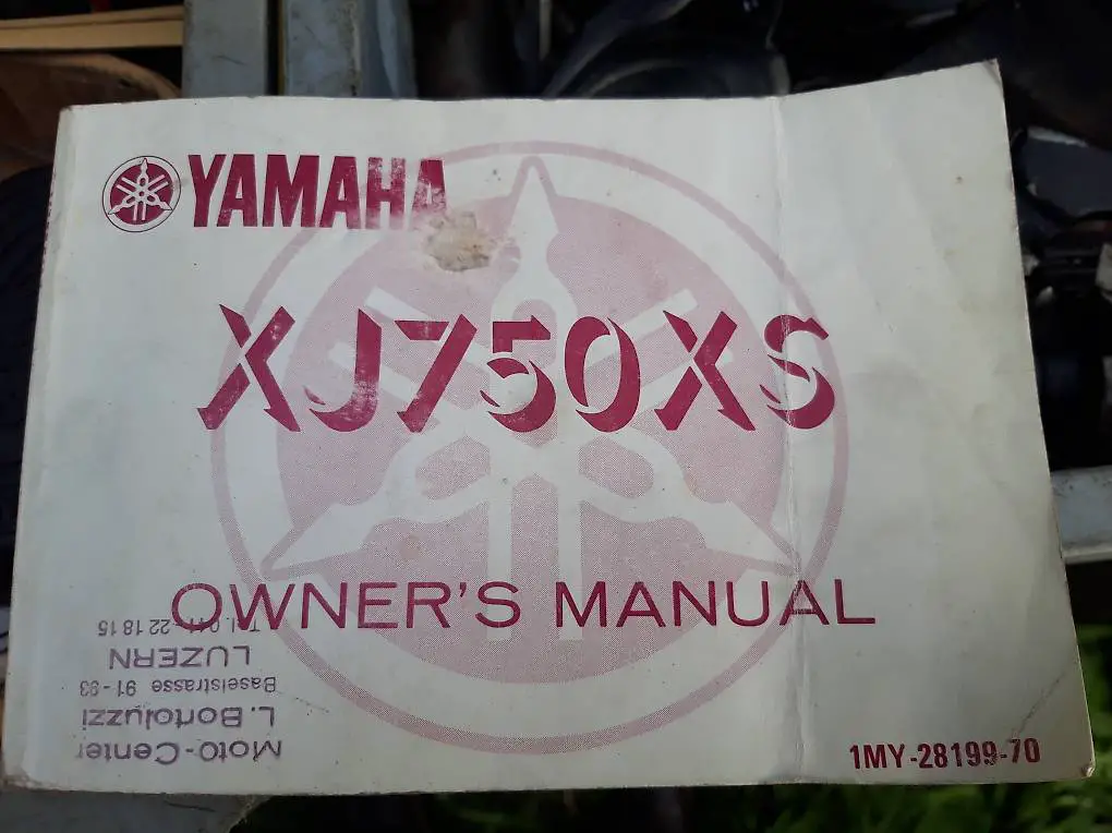 Betriebsanleitungen Yamaha