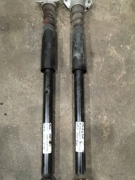  Stossdämpfer von VW Polo 9N