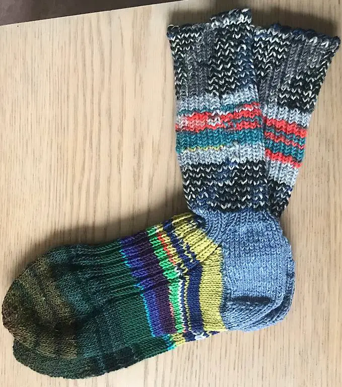 Gestrickte Wander/Sportsocken Grösse 44/45/46