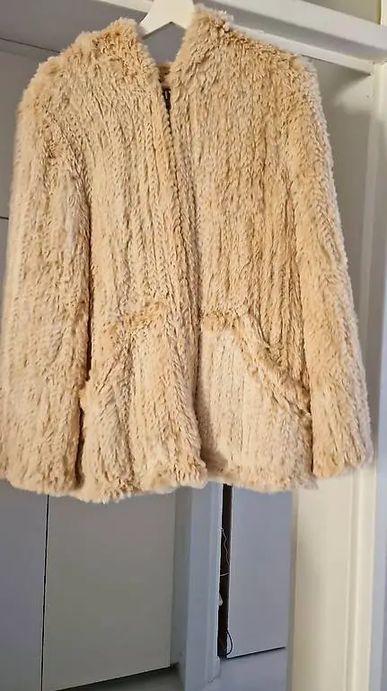 Pelliccia di vero pelo (coniglio o agnello)