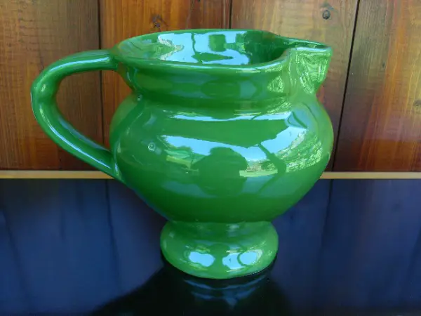 Pot, cruche ou pichet en forme de boccalino - vert