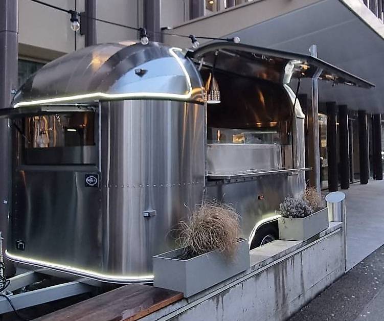  Imbisswagen /Verkaufsanhänger/Food Trailer