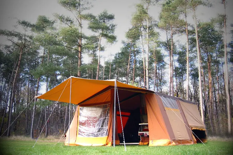  Wunderschöner Zeltanhänger